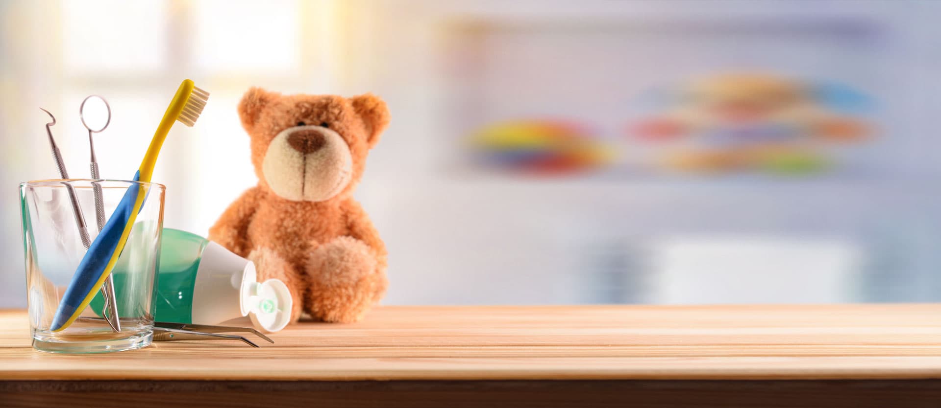 ¿Buscas dentistas especialistas en odontopediatría?